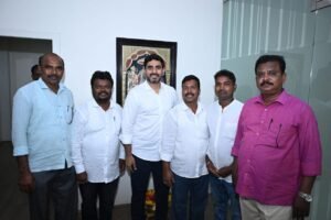 కార్పెంటర్స్ సమస్యలపై శ్రీ లోకేష్ గారితో యూనియన్ నాయకులు